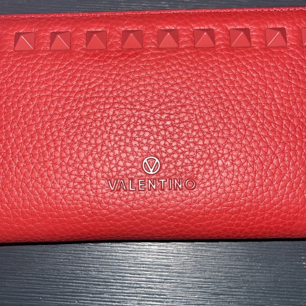 Valentino Wallet - Picture 5 of 9